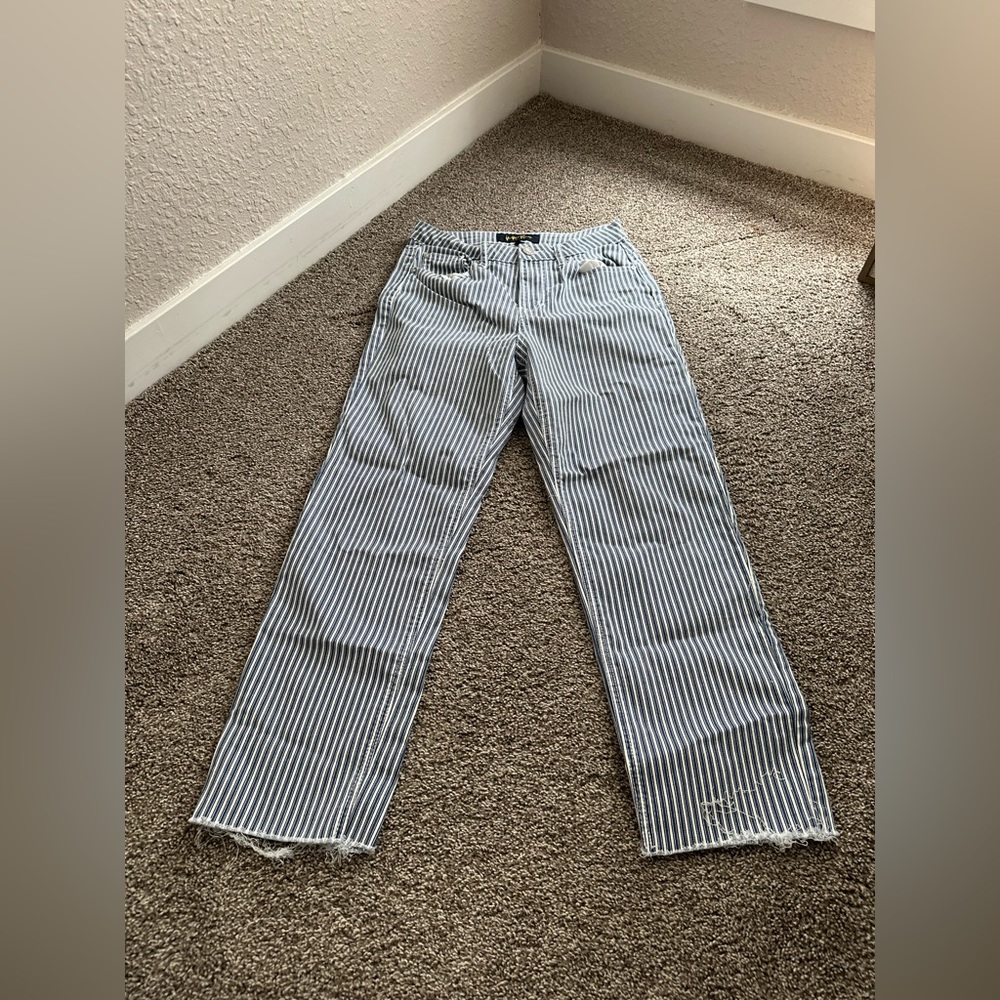 Indigo Stiped straight pants. Navy blue stripe.